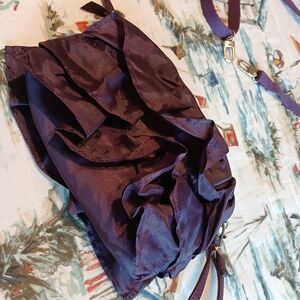 ThirtyOne Ruffle long strap